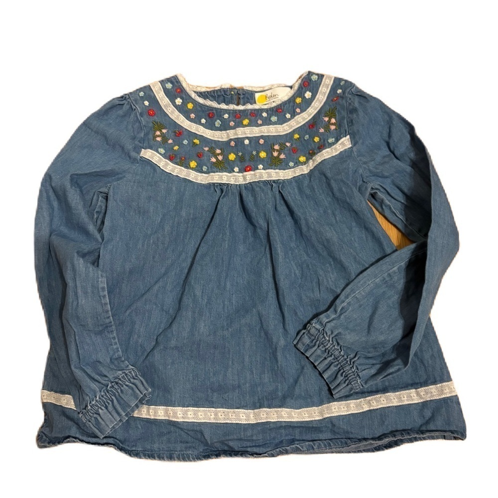 Boden Embroidered Floral Chambray Top Blouse Sz 6-7 Blue Peasant Top